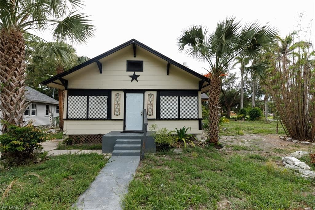 2271 Franklin ST FORT MYERS, FL 33901