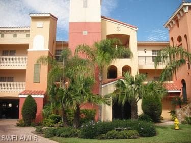 22310 Piazza Doria LN 302 ESTERO, FL 33928