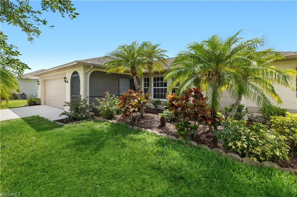 236 SE Santa Barbara PL CAPE CORAL, FL 33990