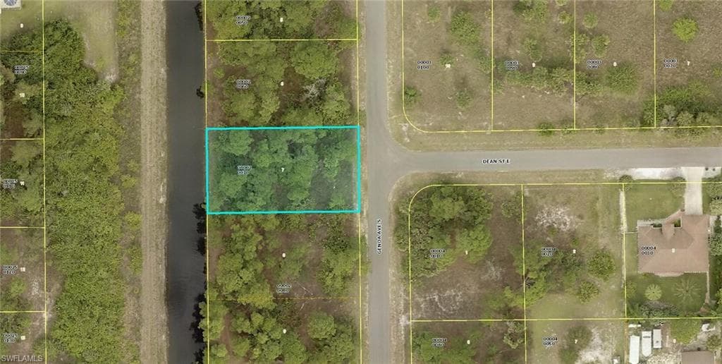 512 Genoa AVE S LEHIGH ACRES, FL 33974