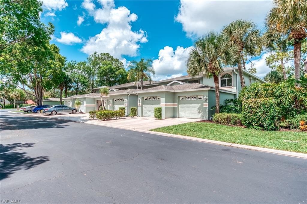 925 New Waterford DR G-104 NAPLES, FL 34104