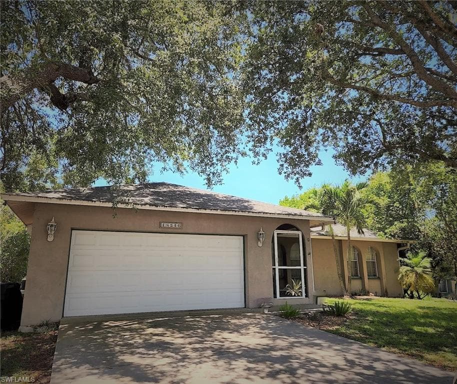 18546 Evergreen RD FORT MYERS, FL 33967