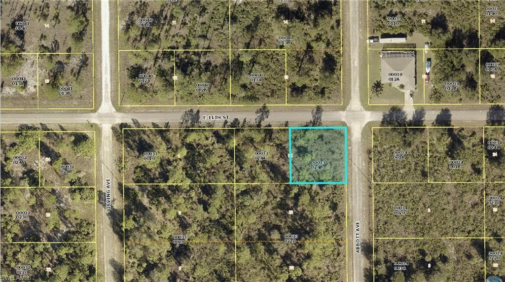 4306 E 11th ST LEHIGH ACRES, FL 33972