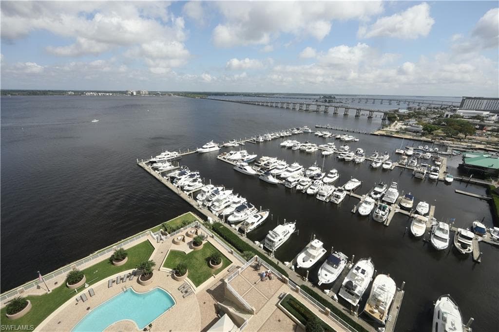 2090 W First ST 1706 FORT MYERS, FL 33901