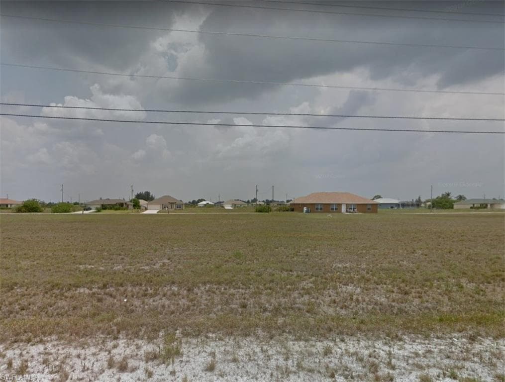 1807 Nelson RD N CAPE CORAL, FL 33993