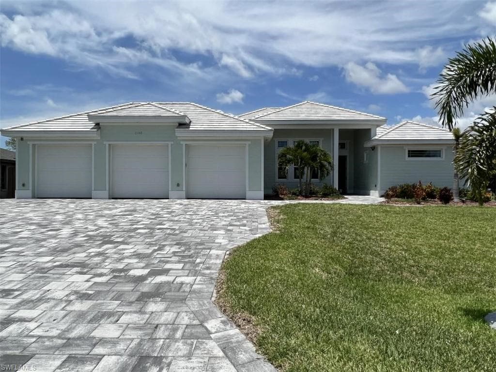 1103 SW 41st ST CAPE CORAL, FL 33914