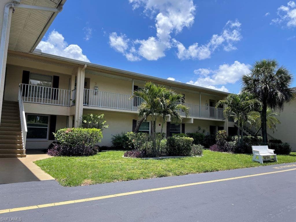 1100 Pondella RD 907 CAPE CORAL, FL 33909