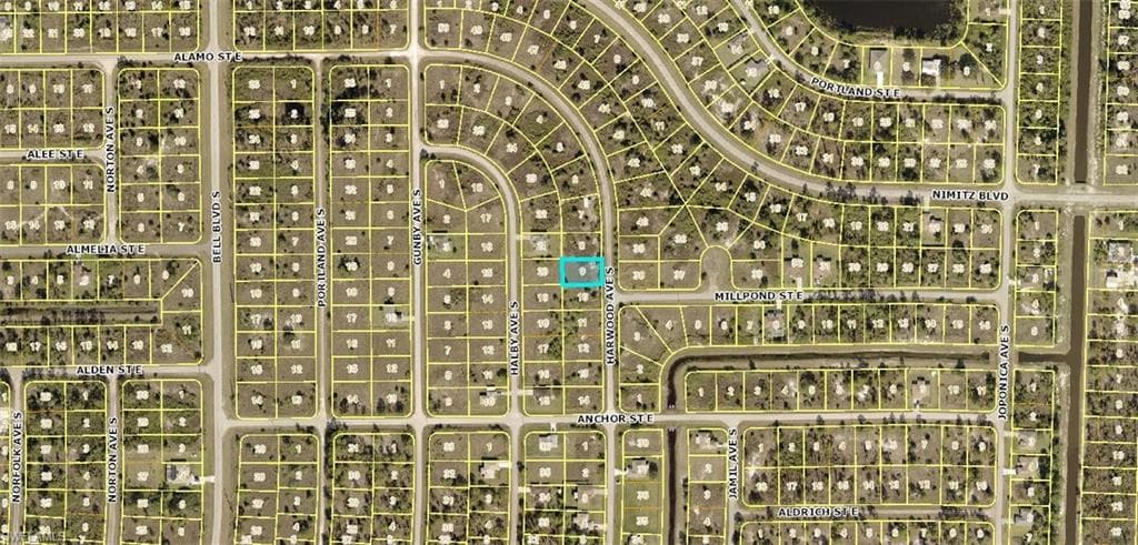 1024 Harwood AVE S LEHIGH ACRES, FL 33974