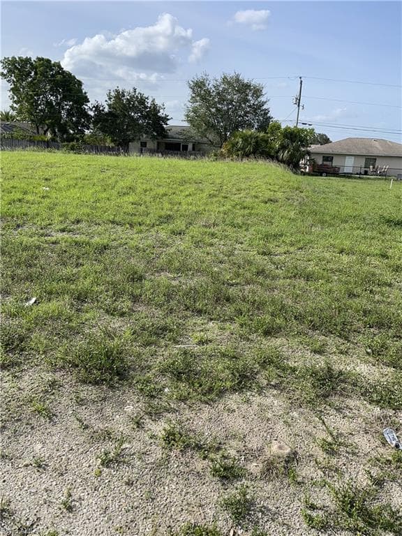 1405 NE 10th ST CAPE CORAL, FL 33909