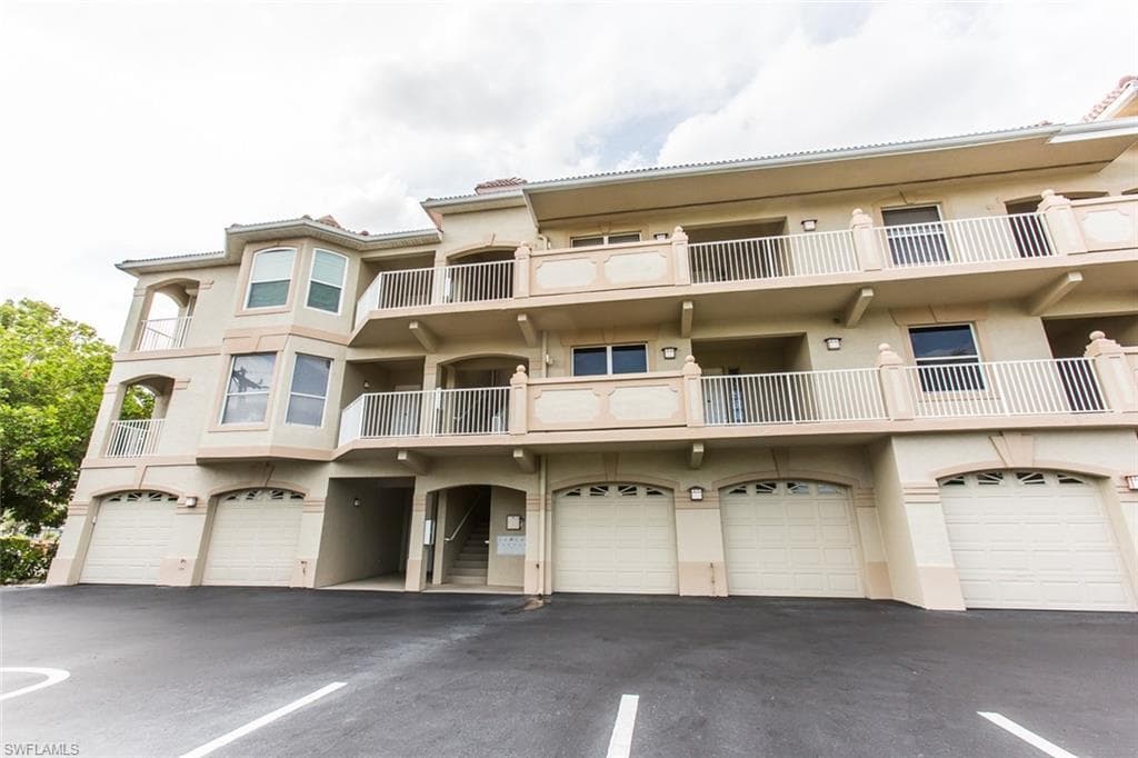 1613 Orchid BLVD 302 CAPE CORAL, FL 33904
