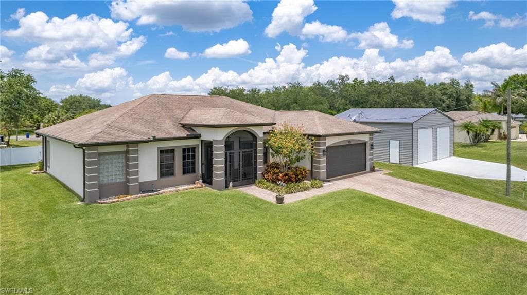 6220 Astoria AVE FORT MYERS, FL 33905