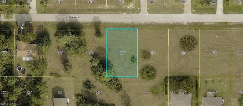 1100 NE 33rd TER CAPE CORAL, FL 33909
