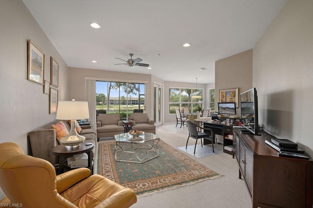 8480 Danbury BLVD 105 NAPLES, FL 34120