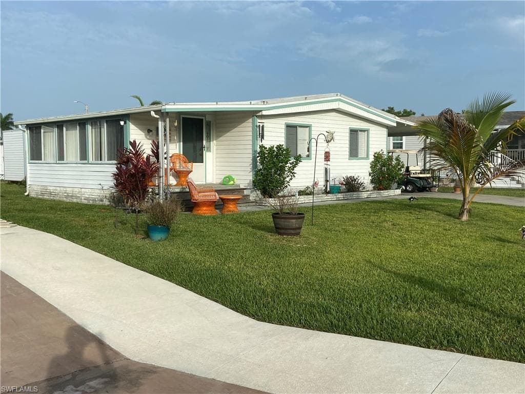 26107 Princess LN BONITA SPRINGS, FL 34135