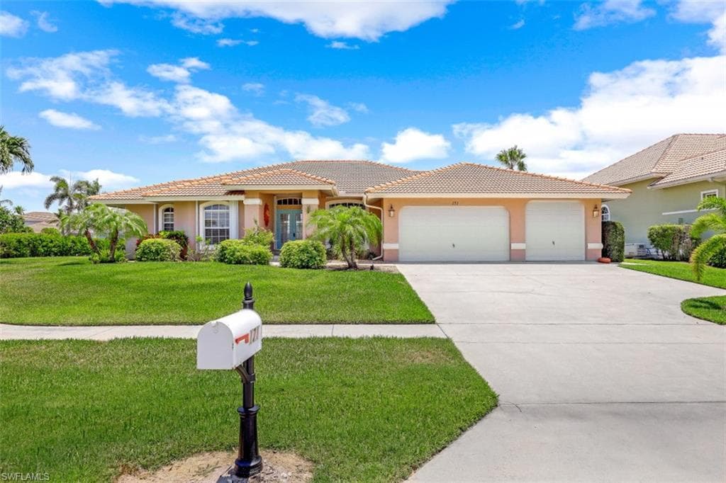 171 Shorecrest CT MARCO ISLAND, FL 34145