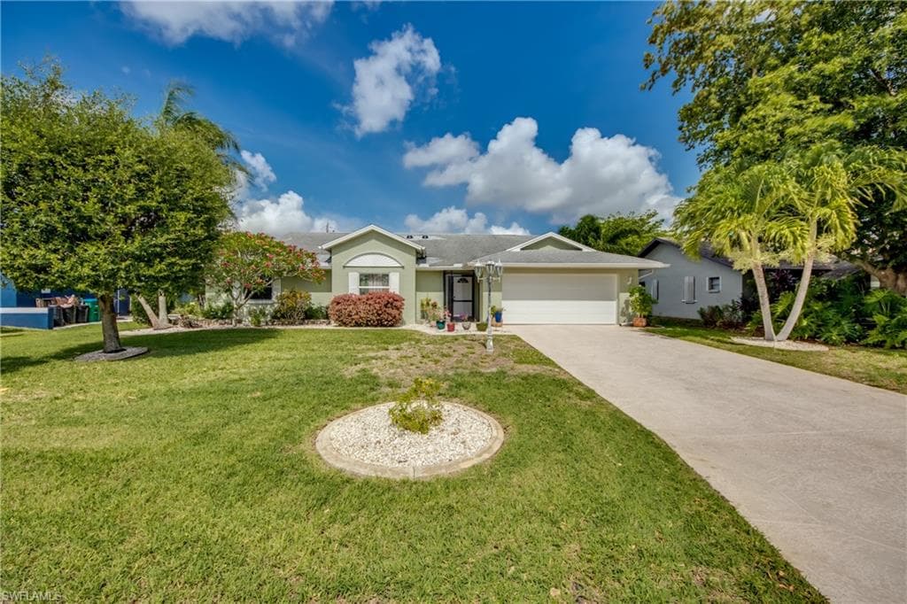 1232 SE 22nd AVE CAPE CORAL, FL 33990