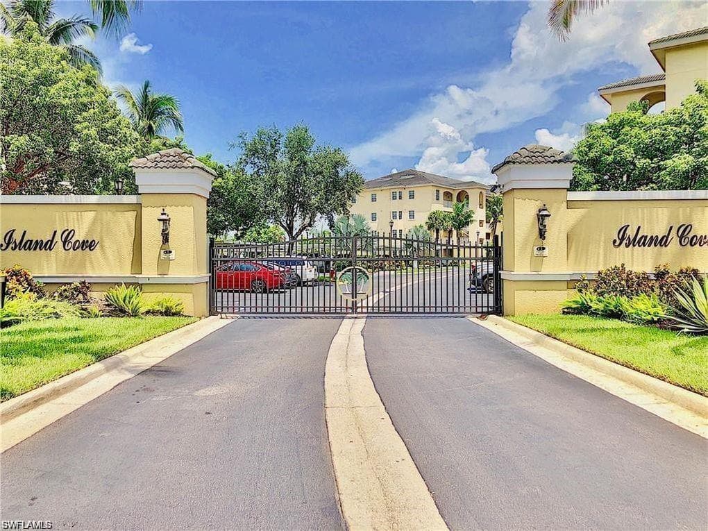 1789 Four Mile Cove PKY 532 CAPE CORAL, FL 33990