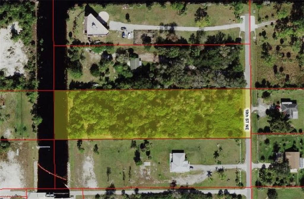 841 10th ST NE NAPLES, FL 34120