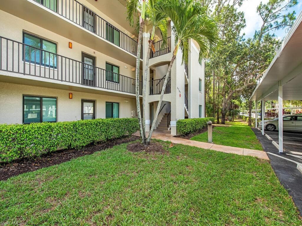 5767 Deauville CIR D-308 NAPLES, FL 34112