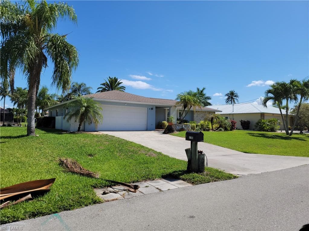 1705 SE 44th ST CAPE CORAL, FL 33904