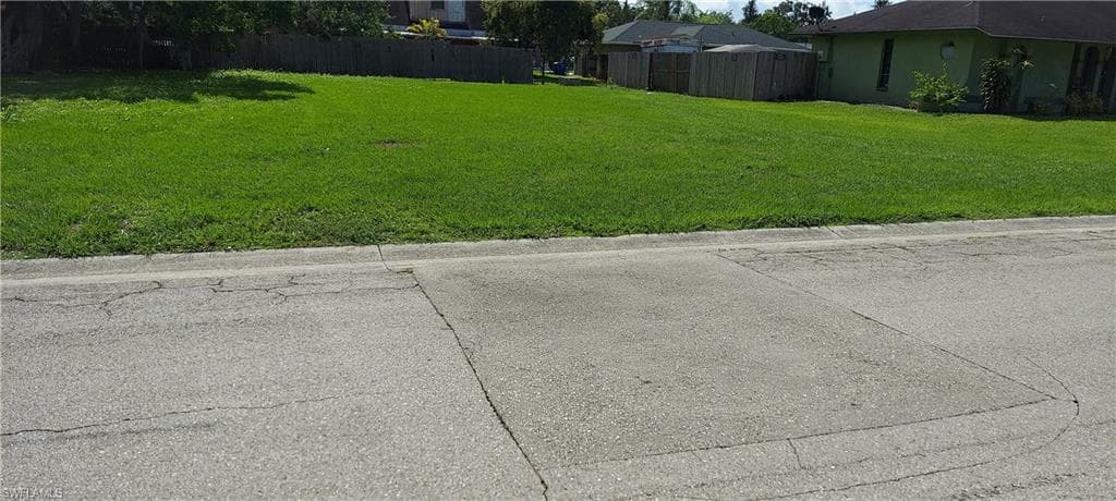 809 Zana DR FORT MYERS, FL 33905