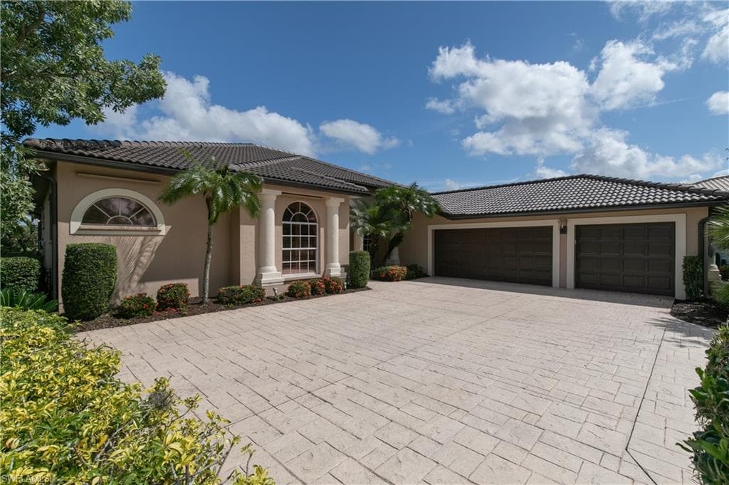 7951 Gator Palm DR FORT MYERS, FL 33966