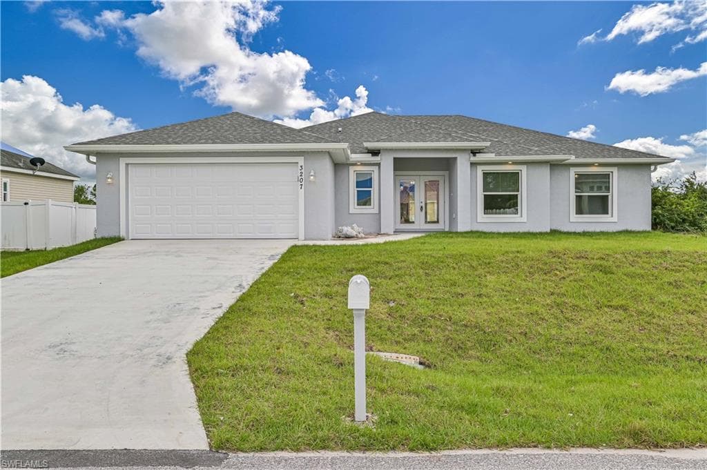 2910 45th ST SW LEHIGH ACRES, FL 33976