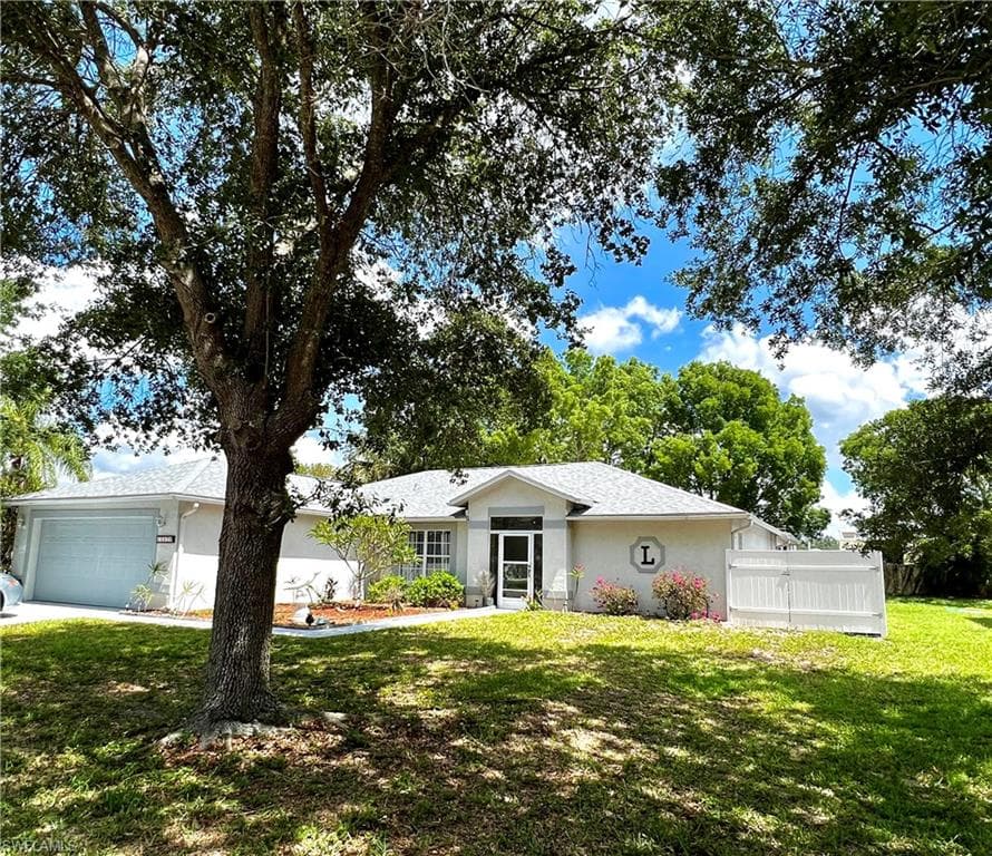 15579 Spring Line LN FORT MYERS, FL 33905
