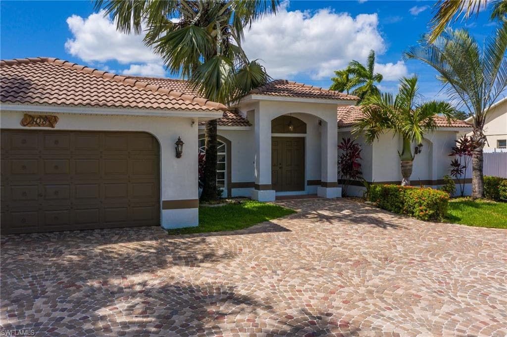 108 20th AVE CAPE CORAL, FL 33909