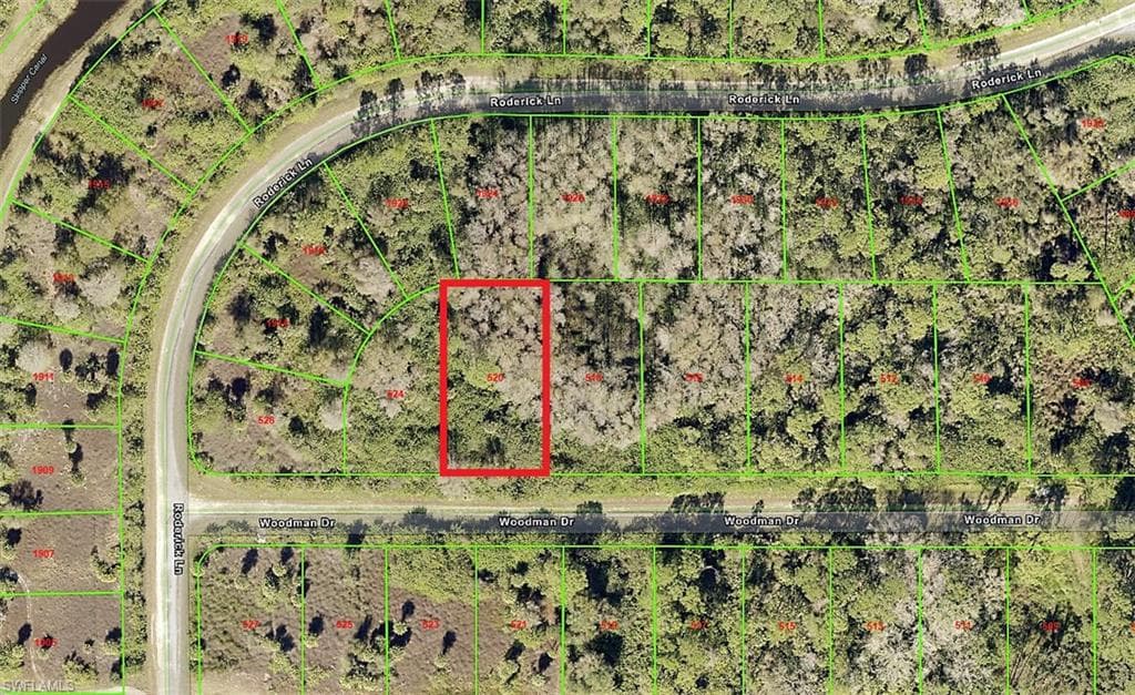 520 Woodman DR LEHIGH ACRES, FL 33972