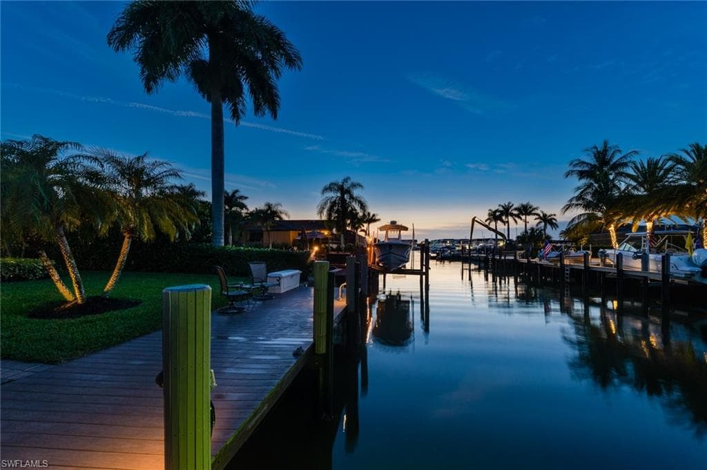 1399 Osprey AVE NAPLES, FL 34102