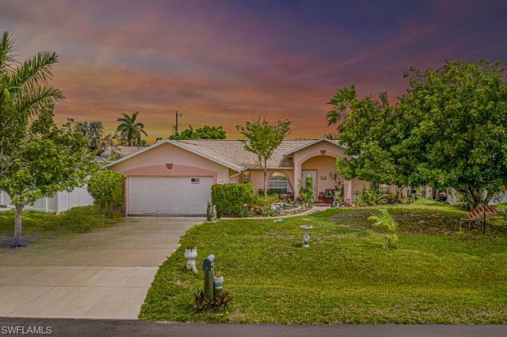 619 SE 30th LN CAPE CORAL, FL 33904