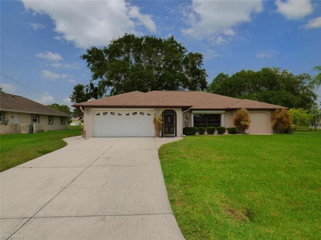 10 Mariner LN ROTONDA WEST, FL 33947