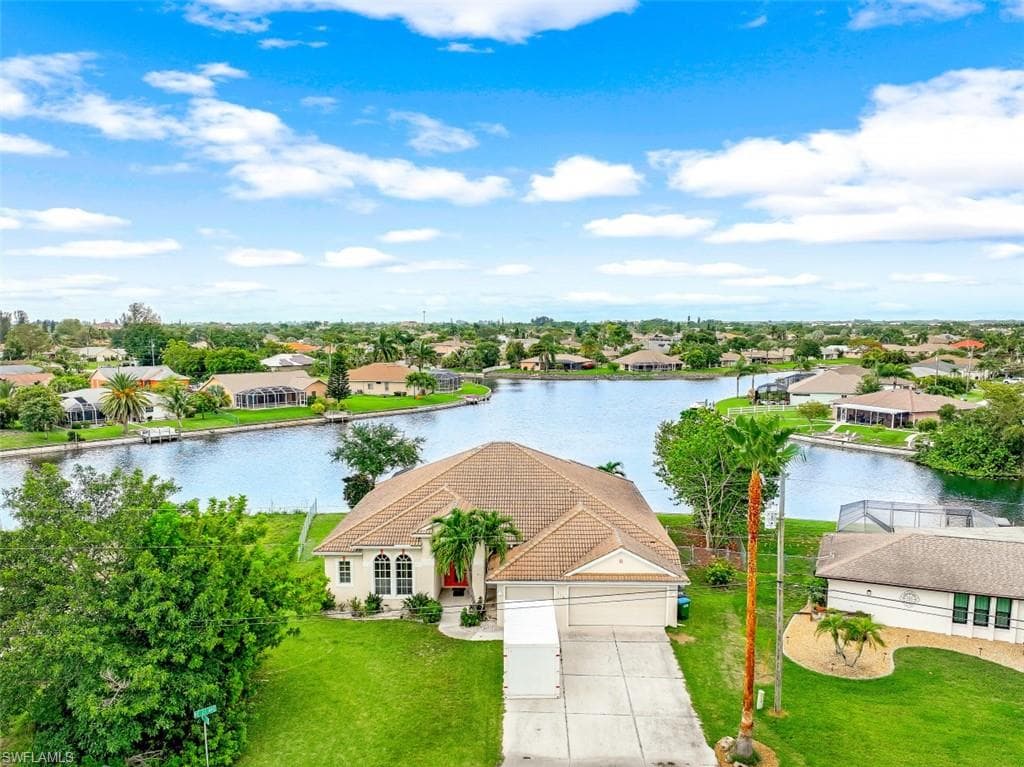 118 NE 21st AVE CAPE CORAL, FL 33909