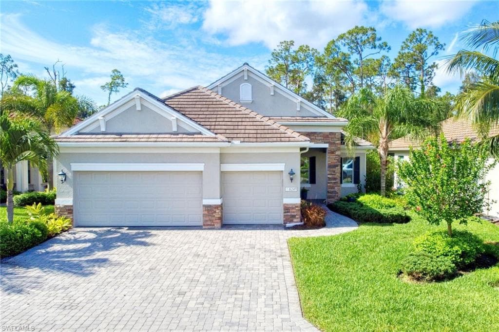 8249 Preserve Point DR FORT MYERS, FL 33912