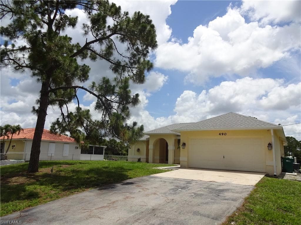 490 16th ST SE NAPLES, FL 34117