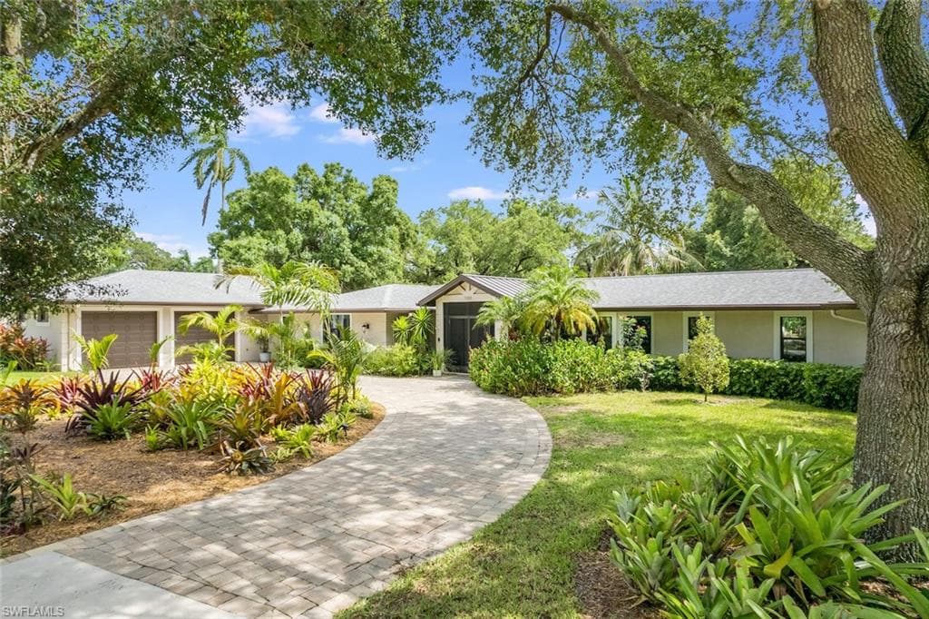1388 Shadow LN FORT MYERS, FL 33901