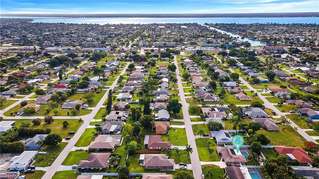 1308 SE 35th ST CAPE CORAL, FL 33904