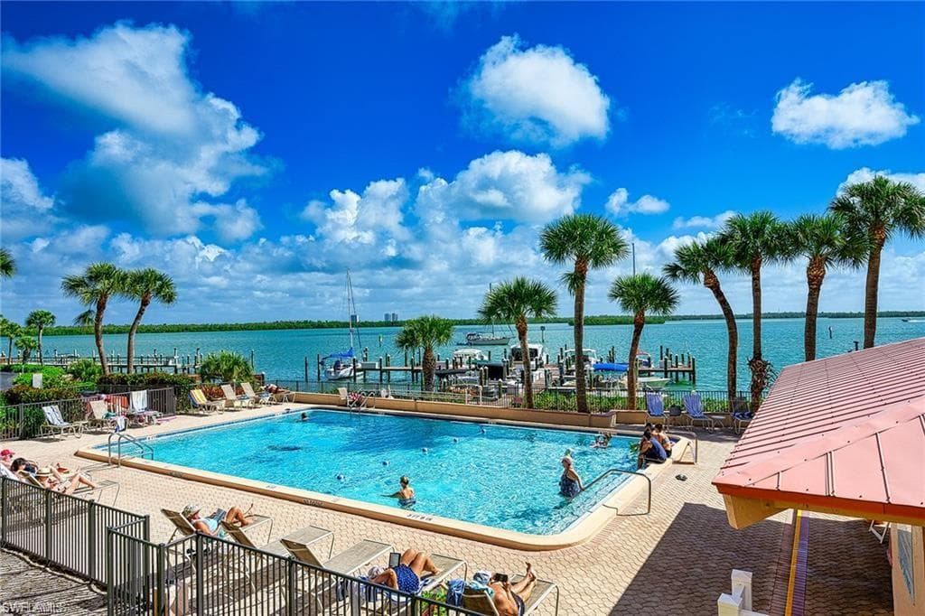 1085 Bald Eagle DR C203 MARCO ISLAND, FL 34145