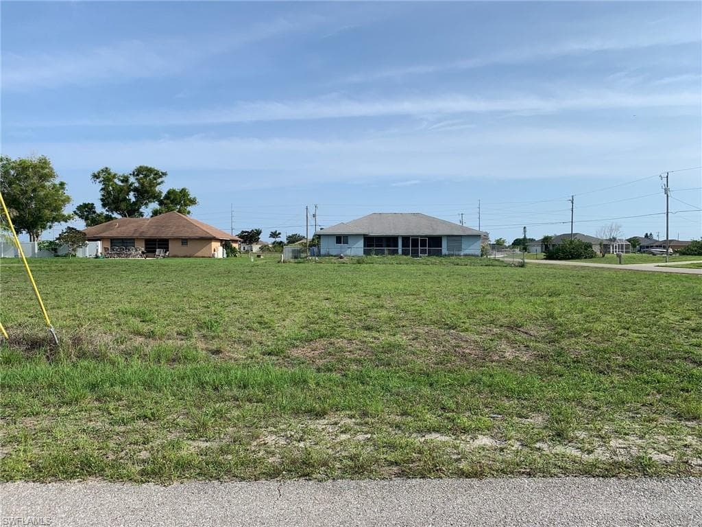 228 NW 9th TER CAPE CORAL, FL 33993