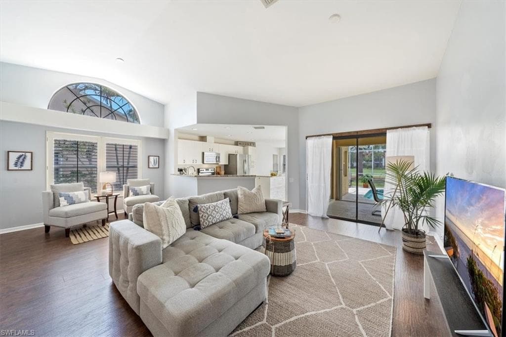 641 Saint Andrews BLVD 108-1 NAPLES, FL 34113