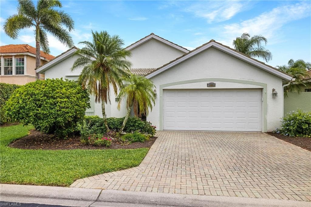 1088 Jardin DR NAPLES, FL 34104