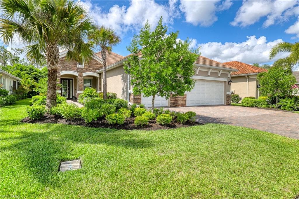 8289 WILDLIFE PRESERVE LN FORT MYERS, FL 33912