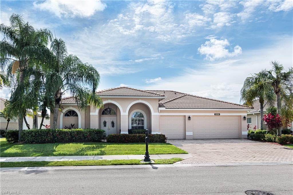 3602 Cedar Hammock CT NAPLES, FL 34112