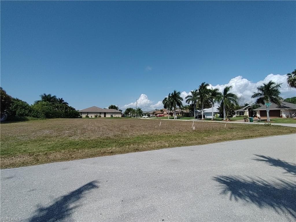 4902 SW 24th AVE CAPE CORAL, FL 33914