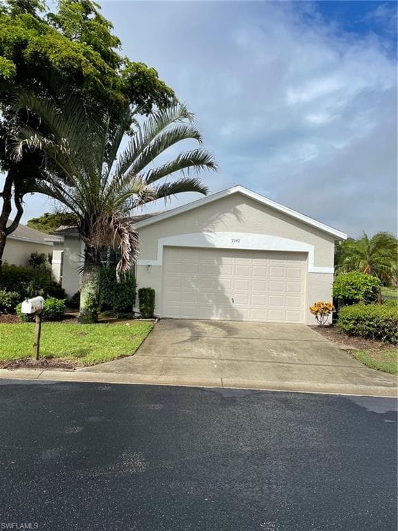 9342 Lake Abby LN BONITA SPRINGS, FL 34135