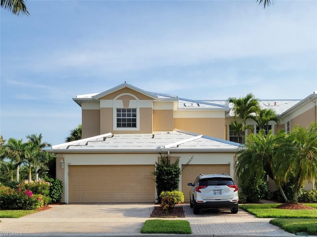 9209 Calle Arragon AVE 101 FORT MYERS, FL 33908