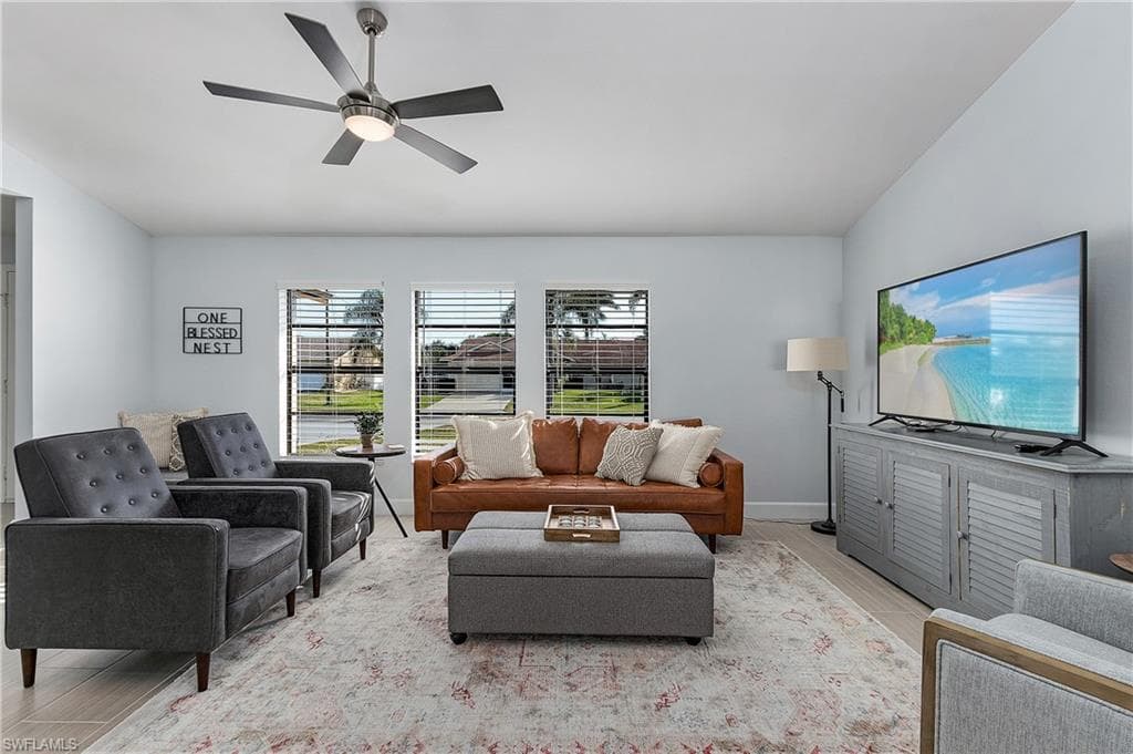 245 SW 44th TER CAPE CORAL, FL 33914