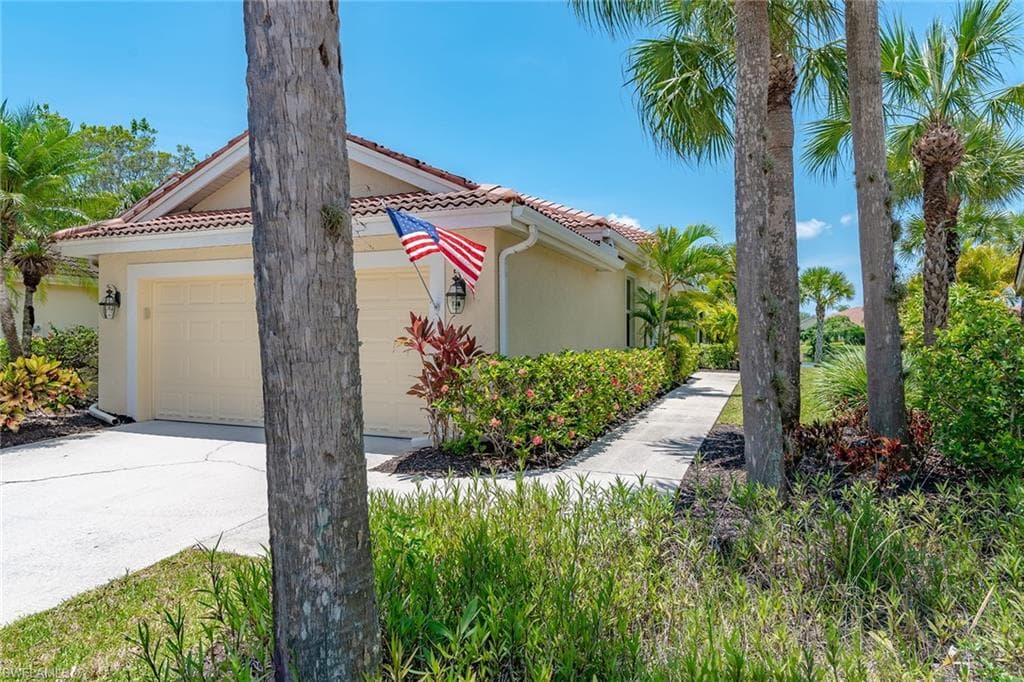 8516 Bent Creek WAY NAPLES, FL 34114