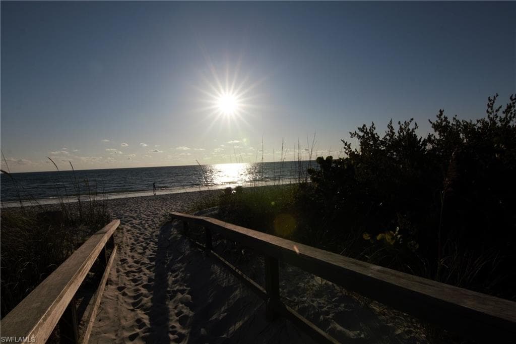 60 Seagate DR 1204 NAPLES, FL 34103